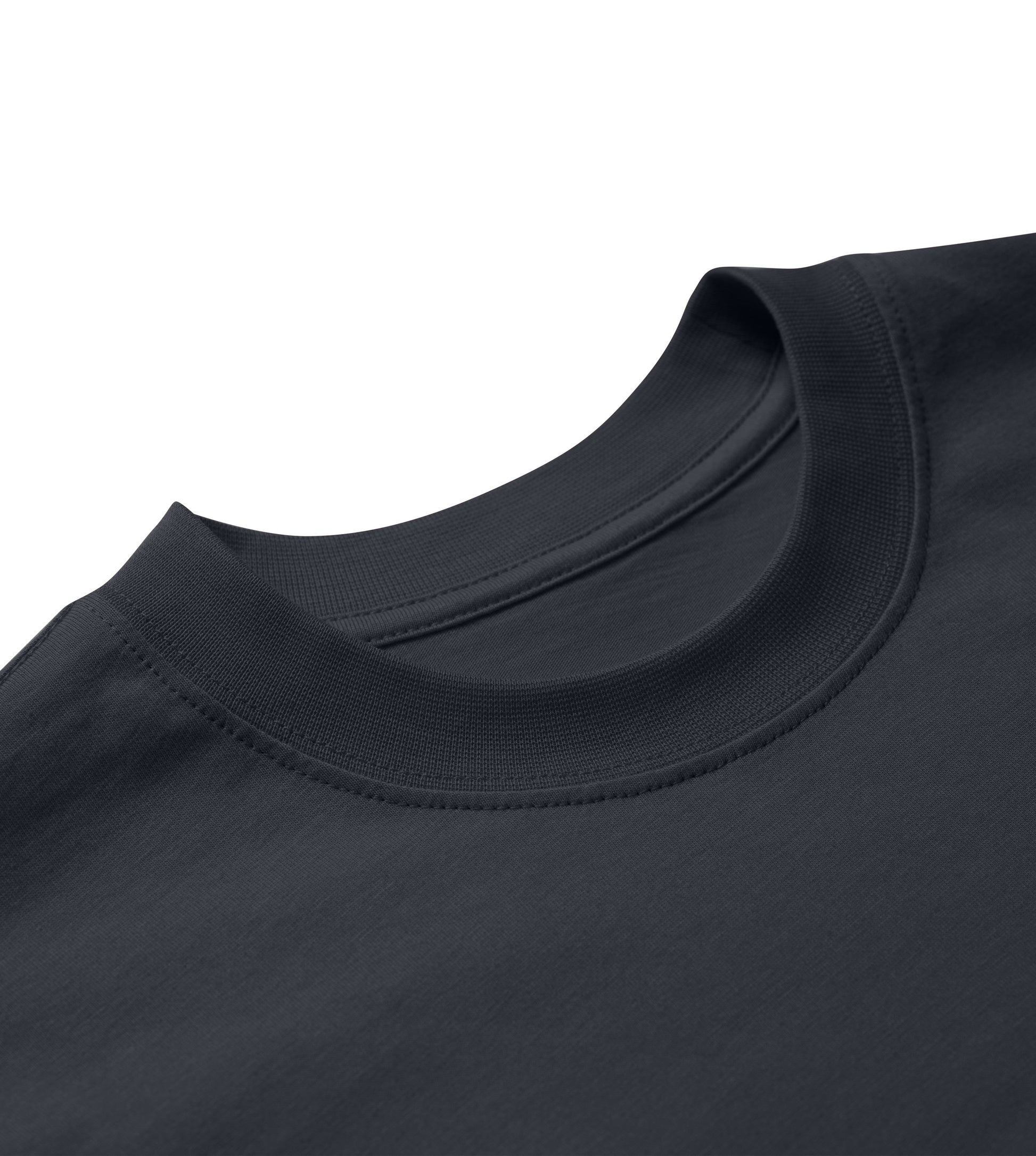 oversized t-shirt black mosaic neck label detail